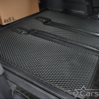 Автомобильные коврики EVA на Toyota Noah-Voxy III пр.руль (2014->)