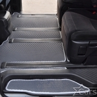 Коврики текстильные на Toyota Vellfire I пр.руль (2008-2014) 2 ряд - 2 места