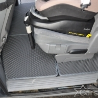 Коврики текстильные на Chrysler Town & Country IV (2000-2007)