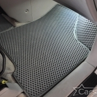 Двухслойные коврики EVA на Toyota Sienna II (2003-2010)