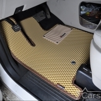 Автомобильные коврики EVA на Dodge Grand Caravan V (2007-2020) 2 ряд: кресла 1+1 не убираются в пол