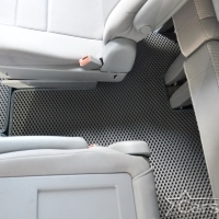 Автомобильные коврики EVA на Chrysler Grand Voyager V (2008->) 2 ряд: кресла 2+1 без прохода